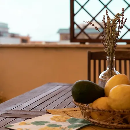Apartment Attico Triremi *
